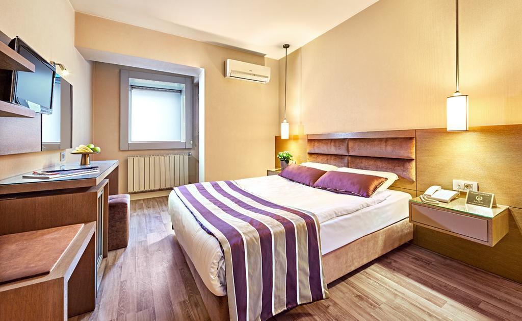 The New Hotel Zeybek İzmir Ngoại thất bức ảnh