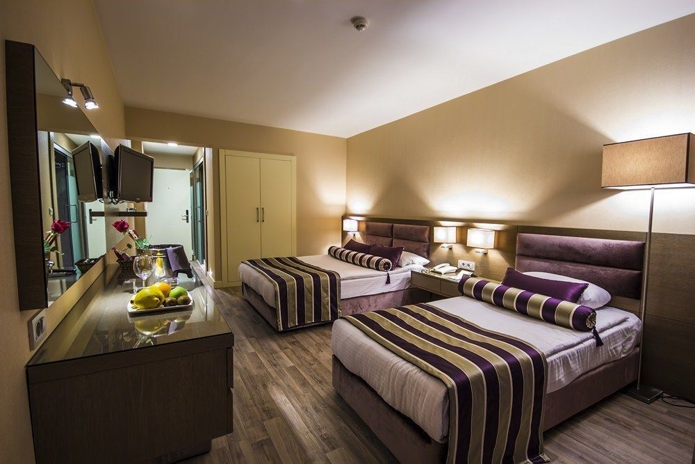 The New Hotel Zeybek İzmir Ngoại thất bức ảnh